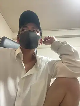 Snapshot of Manato_jp_1215 chatting on May 24, 2026, 2:00 pm Manato jp 1215 online show from May 24, 2026, 2:00 pm
