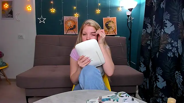 Xloe Queen online show from January 23, 2025, 10:11 am