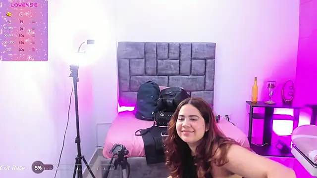 jisoo   online show from February 14, 2025, 10:28 am