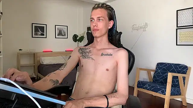 Den BlueXx online show from January 22, 2025, 1:00 pm