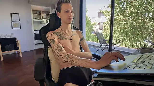 Den BlueXx online show from March 24, 2026, 2:44 pm