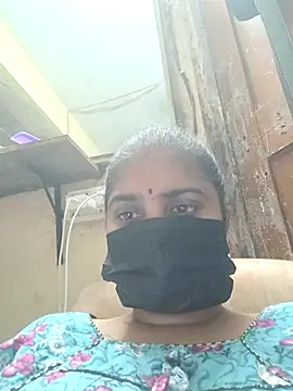 ammullu456 online show from April 18, 2026, 5:39 pm