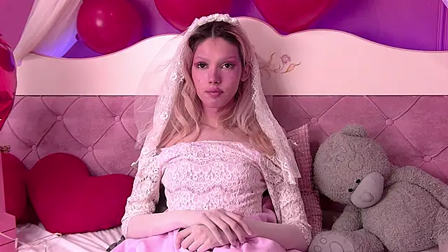 PamelamyDreamys online show from March 8, 2025, 1:36 pm