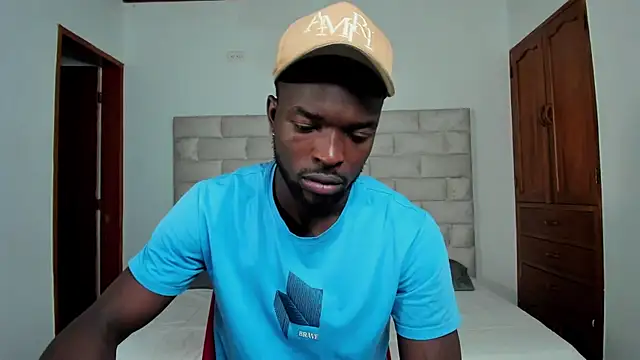 Dylan Taylor online show from November 16, 2025, 12:22 pm