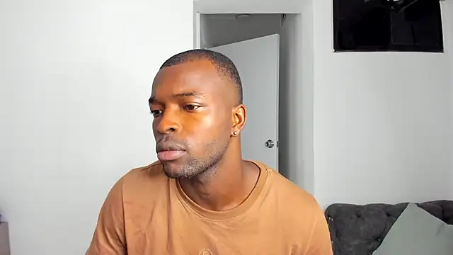 Dylan Taylor online show from April 17, 2026, 11:24 am