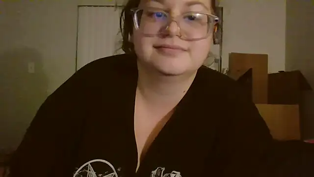 HoneyBear19 online show from December 8, 2024, 8:20 am