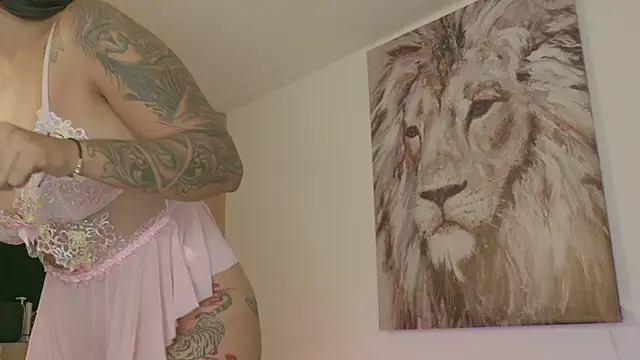 Snapshot of Maryann_jones chatting on September 9, 2025, 1:38 am Maryann jones online show from September 9, 2025, 1:38 am