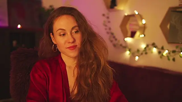 Berberis  Silene online show from January 9, 2025, 8:55 pm