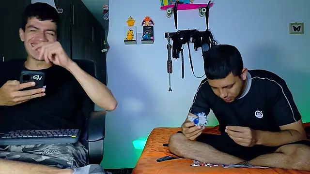 Nymphobuddies online show from September 19, 2025, 3:19 am