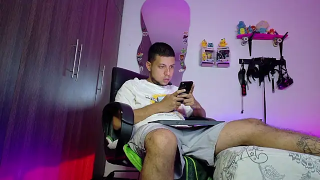 Nymphobuddies online show from February 24, 2026, 7:23 pm