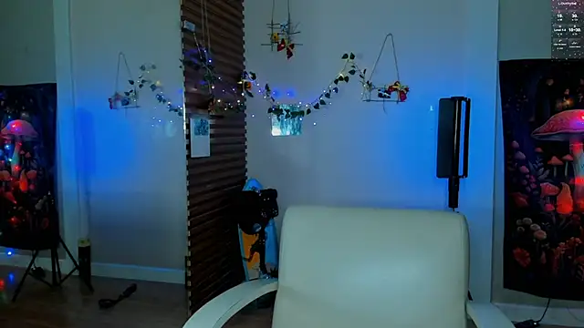 Snapshot of sweed_angel chatting on March 16, 2025, 8:43 am sweed angel online show from March 16, 2025, 8:43 am