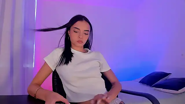 AnabelWolf online show from March 1, 2025, 8:21 pm