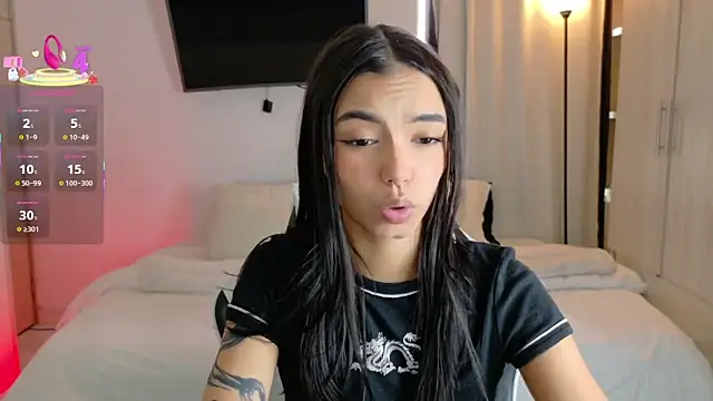 AnabelWolf online show from September 20, 2025, 4:08 pm