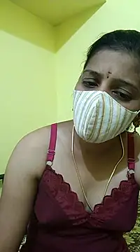 Tamil Shalini Lustyy online show from February 20, 2025, 4:36 pm