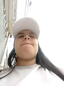 Victoria Ponce1 online show from February 18, 2025, 5:53 pm