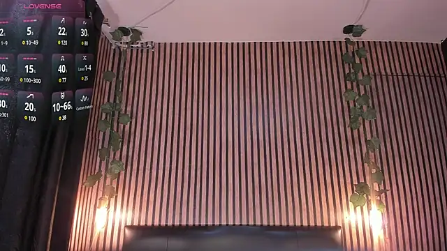 Victoria Ponce1 online show from March 12, 2025, 9:35 pm