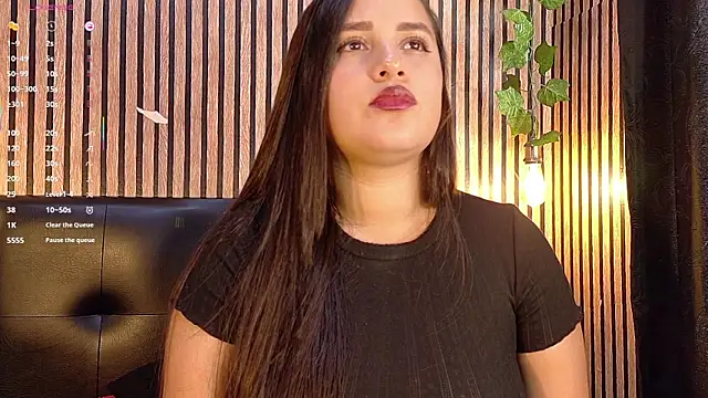 Victoria Ponce1 online show from September 16, 2025, 7:59 pm