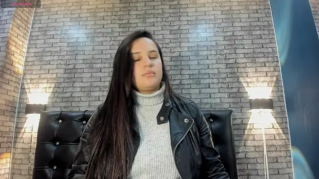 Victoria Ponce1 online show from November 13, 2025, 6:29 pm