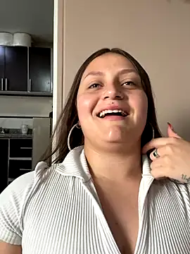 cherry coper online show from September 20, 2025, 12:39 pm