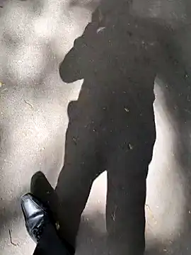 samee00721 online show from October 6, 2025, 9:40 am