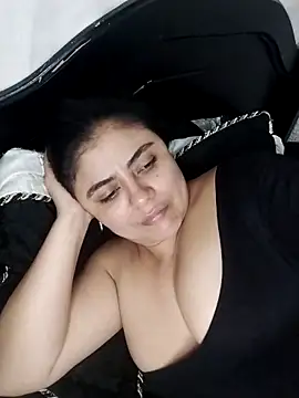 ElizabethWeil online show from March 11, 2025, 10:09 pm