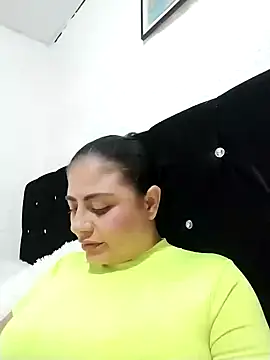 ElizabethWeil online show from November 19, 2025, 12:43 am