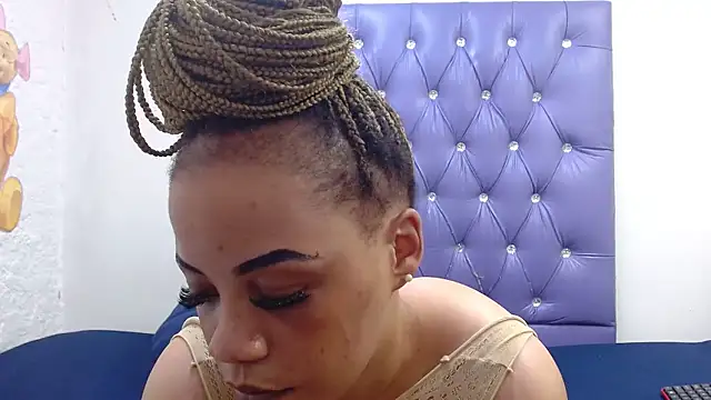 Snapshot of LolaTwerksXX chatting on January 18, 2026, 1:26 pm LolaTwerksXX online show from January 18, 2026, 1:26 pm