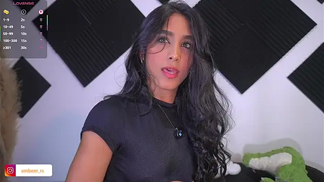 Ambeer Rousess online show from October 10, 2025, 2:43 am