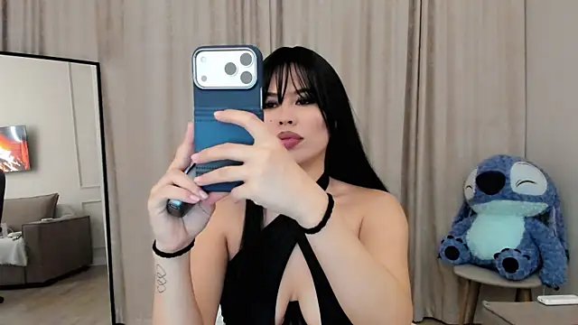 Snapshot of may_mia chatting on November 15, 2025, 6:26 pm may mia online show from November 15, 2025, 6:26 pm