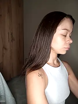 sofiaVelez01 online show from December 21, 2024, 3:14 am