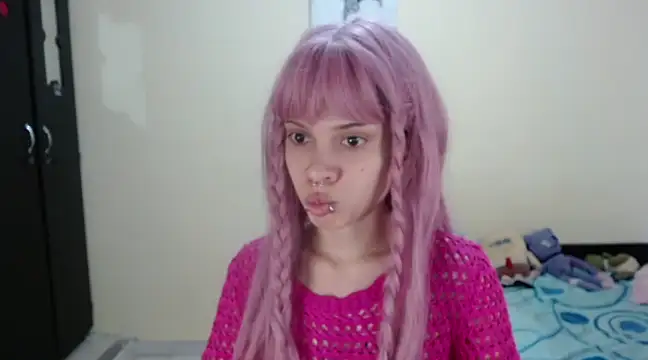 hachi kitty online show from January 3, 2025, 1:38 am