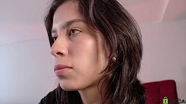 lia  Suummer online show from September 16, 2025, 5:36 pm