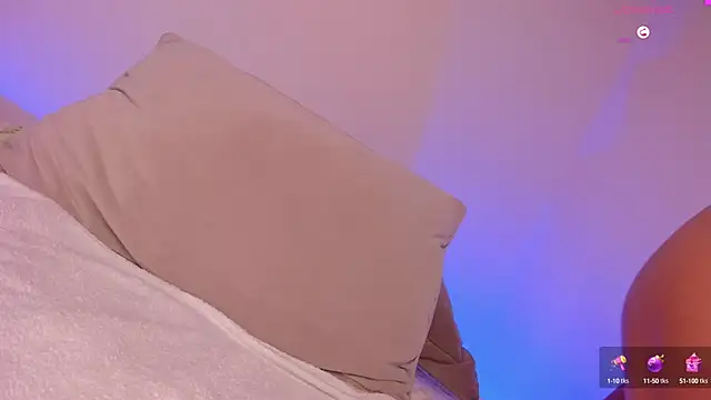 777AylinZ online show from February 25, 2025, 6:58 am