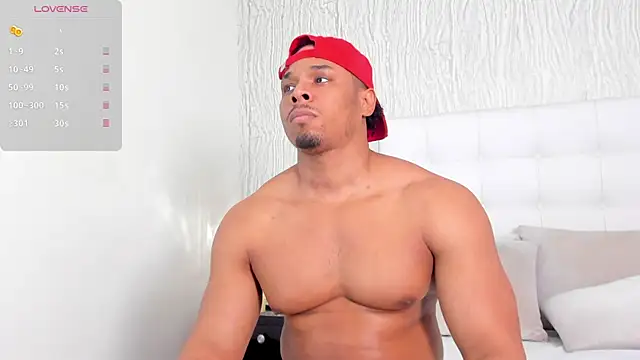 Jacub Micke1 online show from April 28, 2026, 10:37 pm