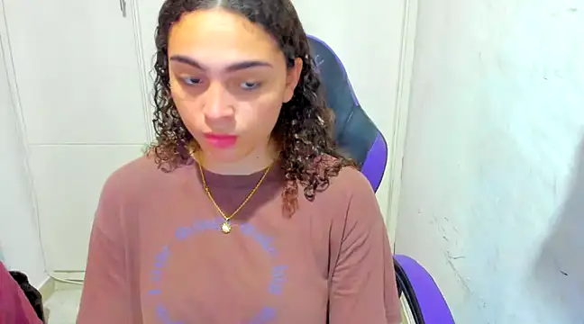 Lily anal squirt  online show from December 26, 2024, 7:38 pm