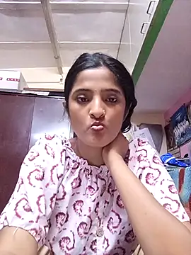 BabySlimmy10 online show from October 15, 2025, 6:41 pm