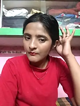 BabySlimmy10 online show from April 17, 2026, 6:33 pm