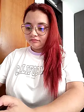 CURVY-HORNY online show from February 26, 2025, 5:39 pm