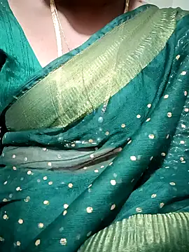 Cute-chinny online show from January 9, 2025, 1:56 pm