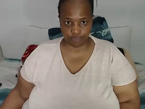 BootyDiva5 online show from February 18, 2025, 6:04 pm