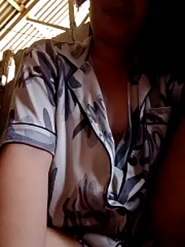 Pussy delicious online show from March 17, 2026, 3:11 am