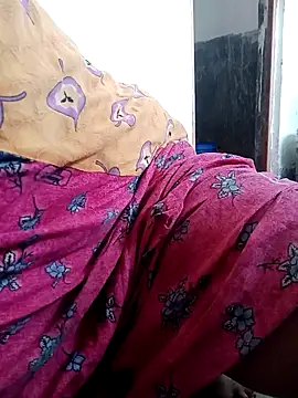 Hotty-rumi online show from February 26, 2026, 5:06 am