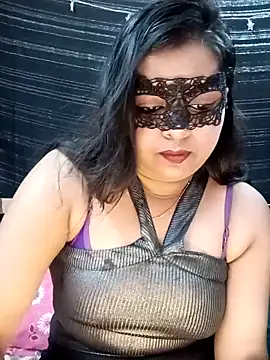Snapshot of hottbabycam chatting on June 1, 2026, 3:25 pm hottbabycam online show from June 1, 2026, 3:25 pm