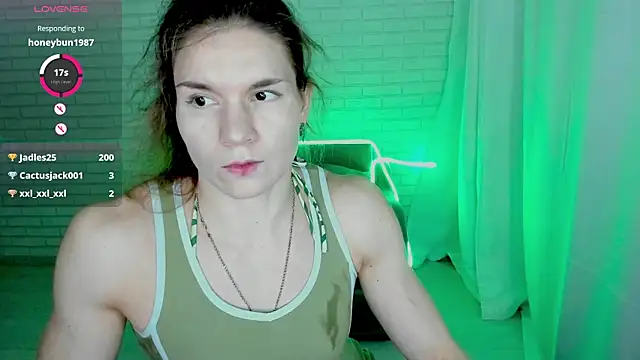 Lisa Ray online show from January 21, 2025, 5:27 am