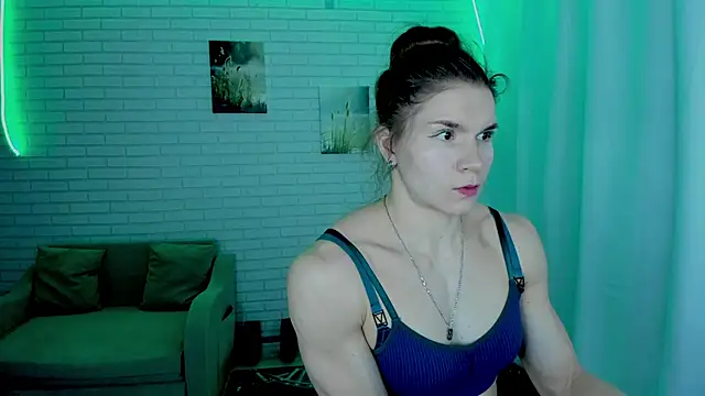 Lisa Ray online show from November 27, 2025, 7:10 am