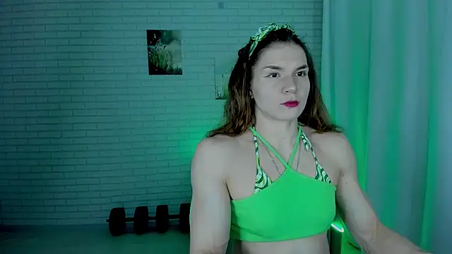 Lisa Ray online show from December 4, 2025, 9:45 pm