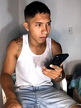 maximo vega newv online show from December 2, 2025, 3:07 pm