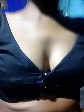 Snapshot of Kajal__Mehra chatting on June 6, 2026, 4:33 pm Kajal Mehra online show from June 6, 2026, 4:33 pm