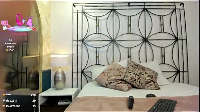 Pamela Johnsonn online show from October 4, 2025, 7:45 pm