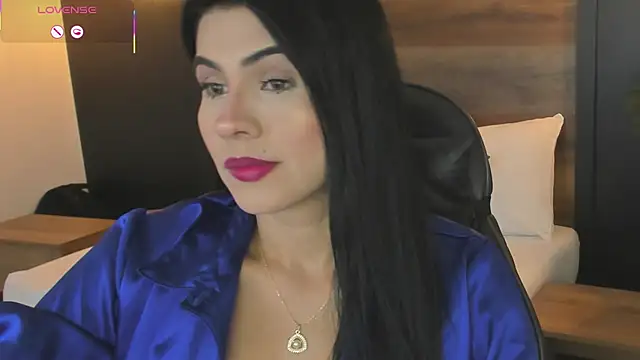 stephanya  online show from March 19, 2026, 7:29 pm